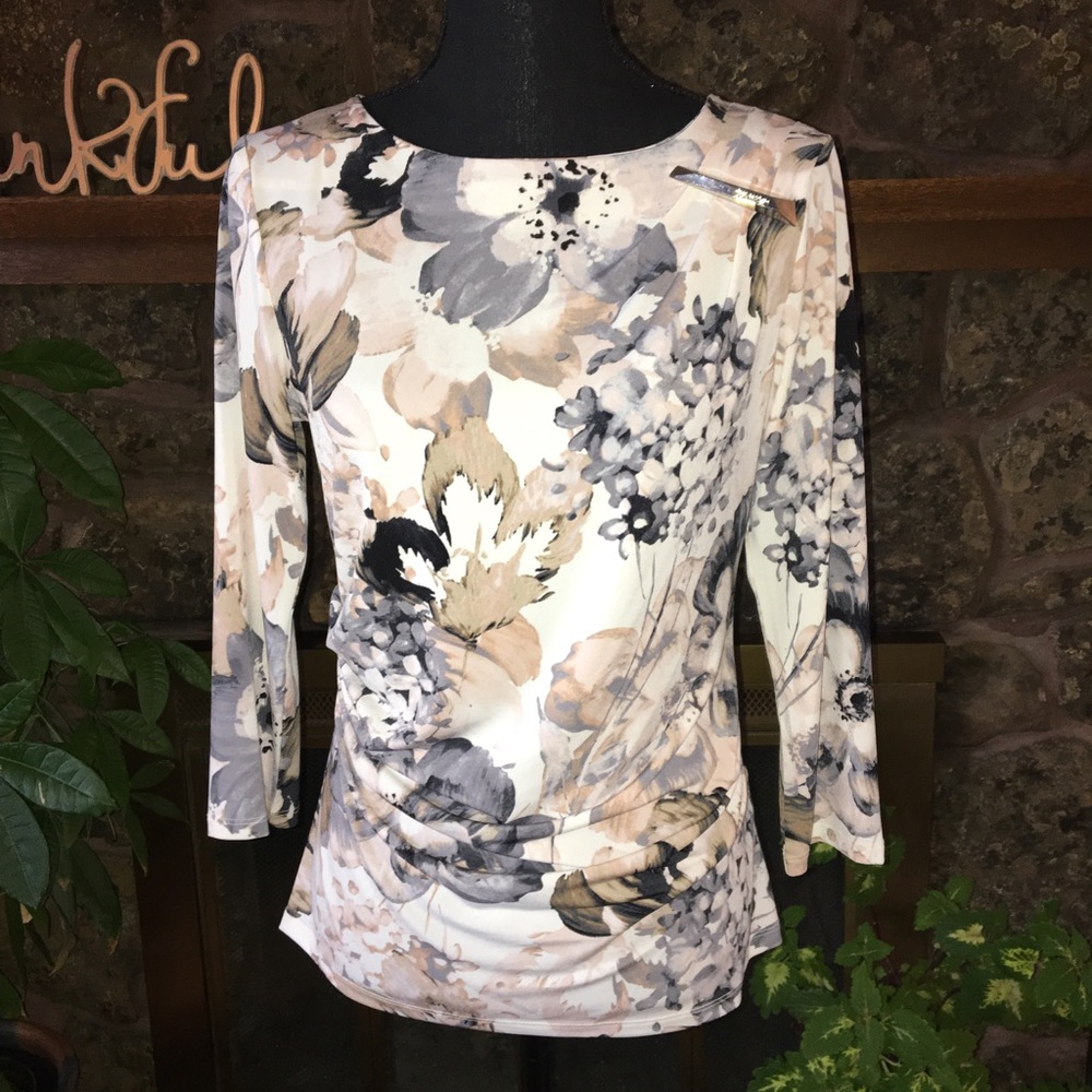 Gorgeous Calvin Klein Dressy Top